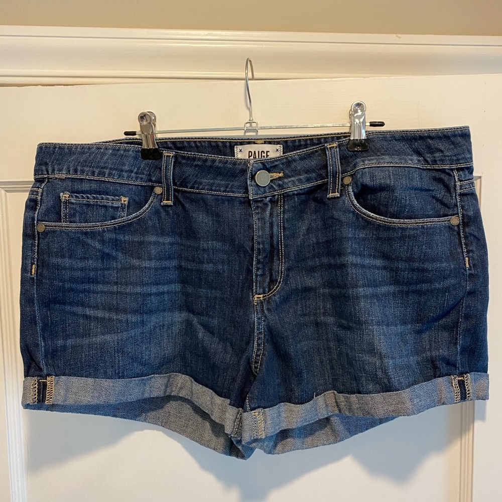 Paige Jeans Jimmy Jimmy shorts. Size 32.